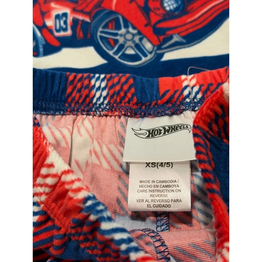 Hot Wheels Boys Pajama Set 3pc Fleece Top Plaid Pants Socks Blue Red XS 4/5 NEW